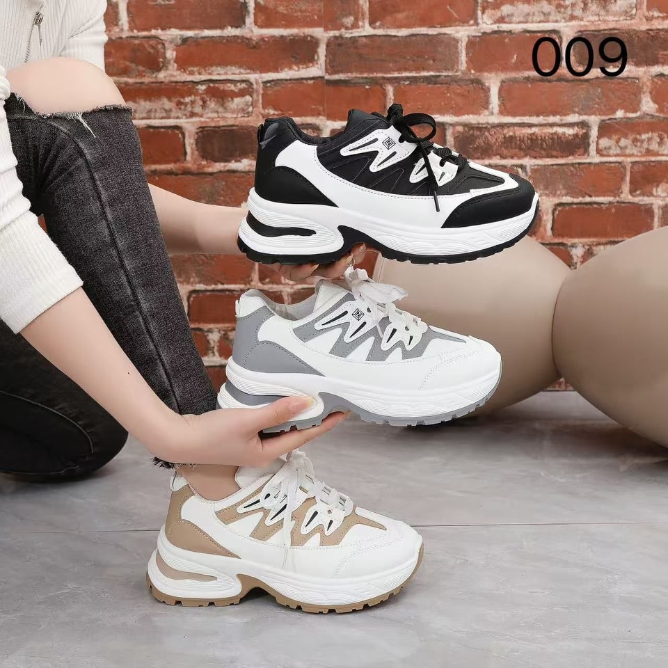 Women’s Chunky Platform Sneakers